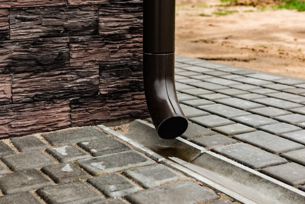 Pose et entretien de gouttières à Lens